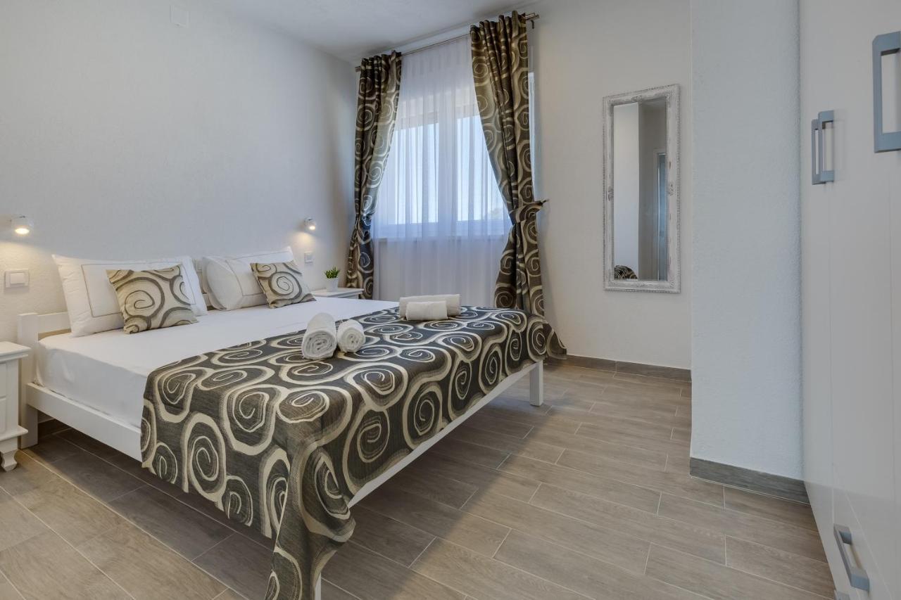 Apartmani Kastelina Vir Zewnętrze zdjęcie