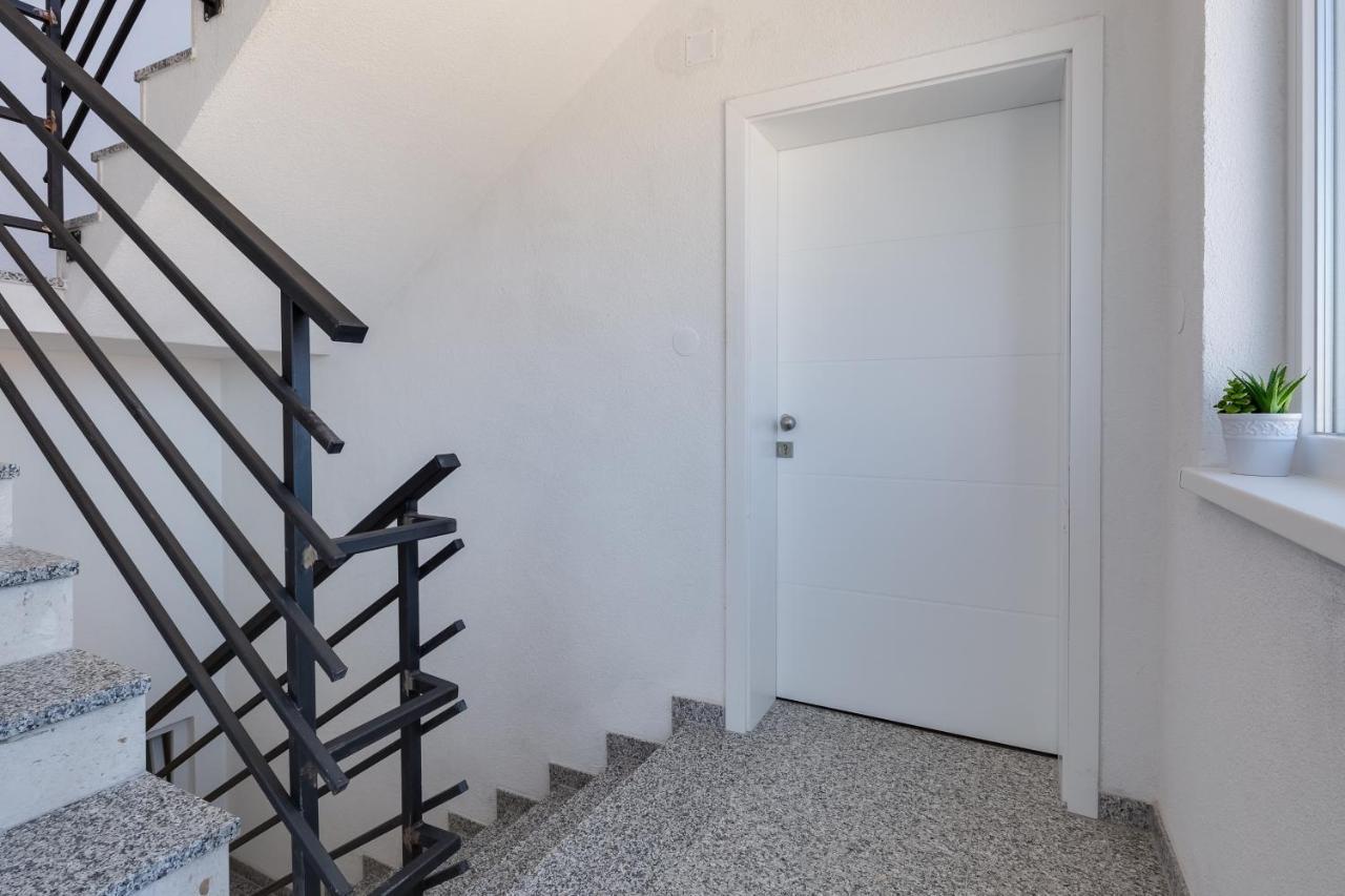 Apartmani Kastelina Vir Zewnętrze zdjęcie